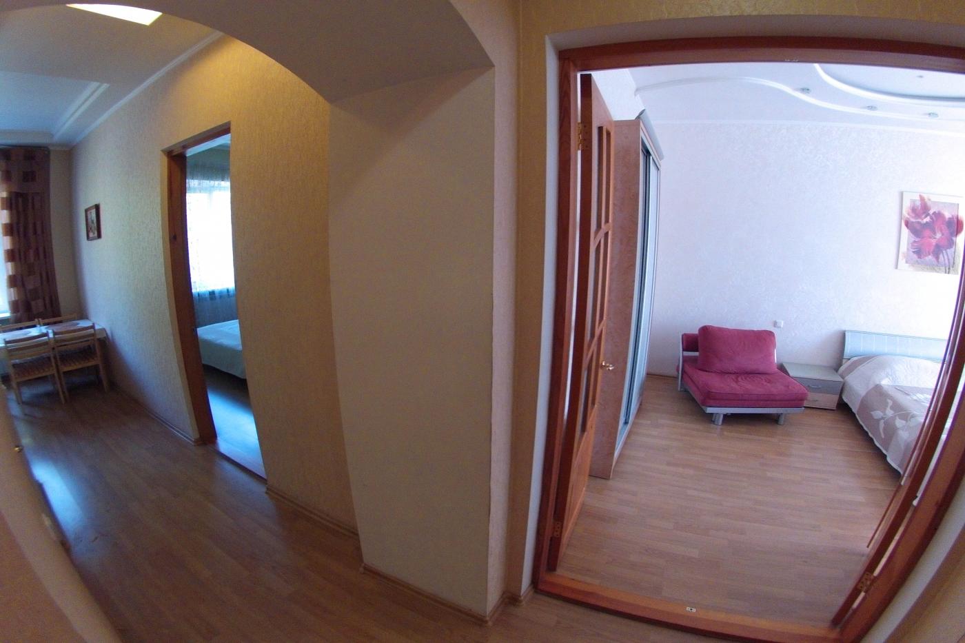 2-комнатная квартира посуточно (вариант № 3925), ул. Большая Морская улица, фото № 4